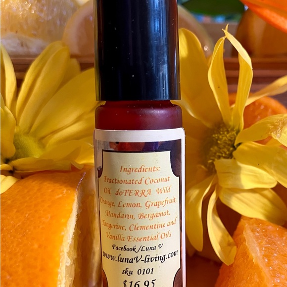 Joyful Journey Citrus Essential Oils Rollerball 🍊 - Picture 2 of 2